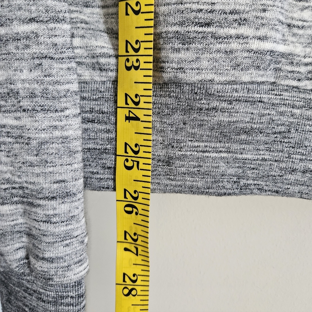 PINK VS medium heather grey old school hoodie long sleeve grey sweater graphic - Picture 6 of 7